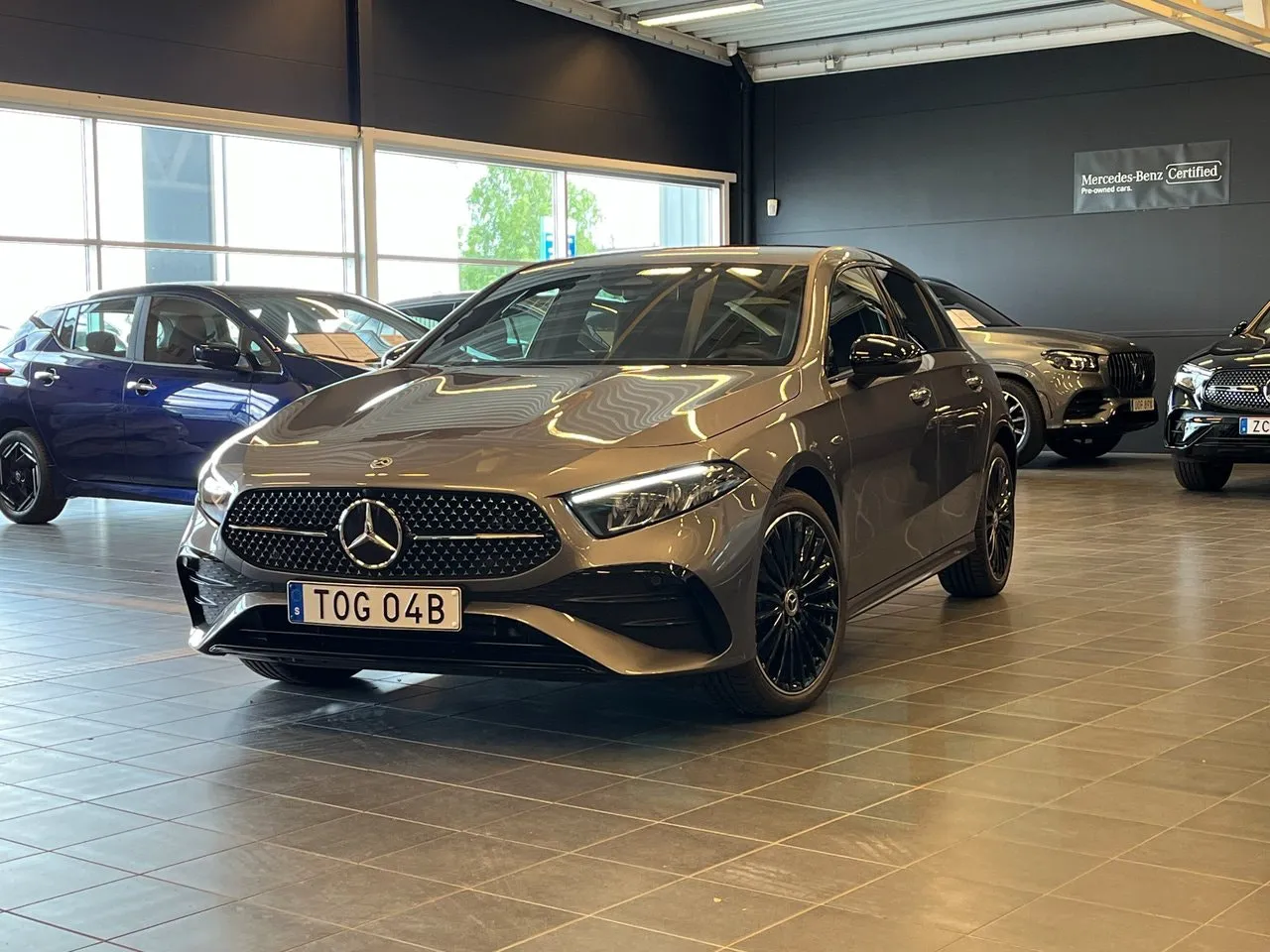 Vehicle image 1