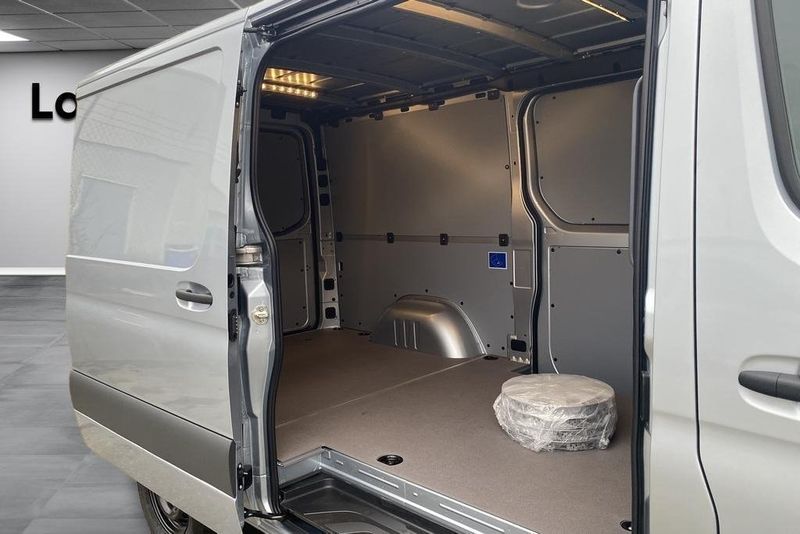 Mercedes Sprinter bild 16