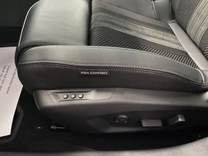 Peugeot 408 bild 9