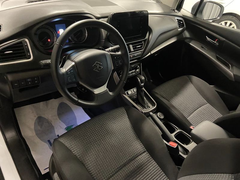 Suzuki S-CROSS bild 8