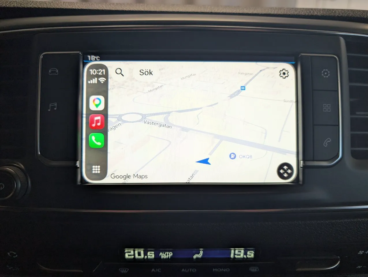 Vehicle image 20