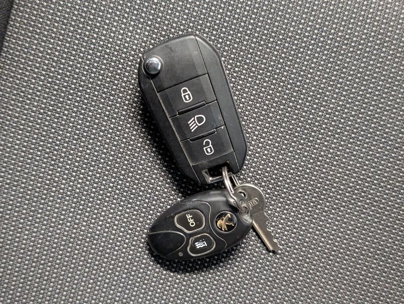 Peugeot Expert bild 22