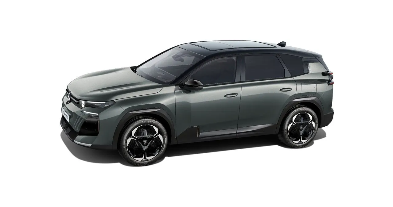 Vehicle image 3