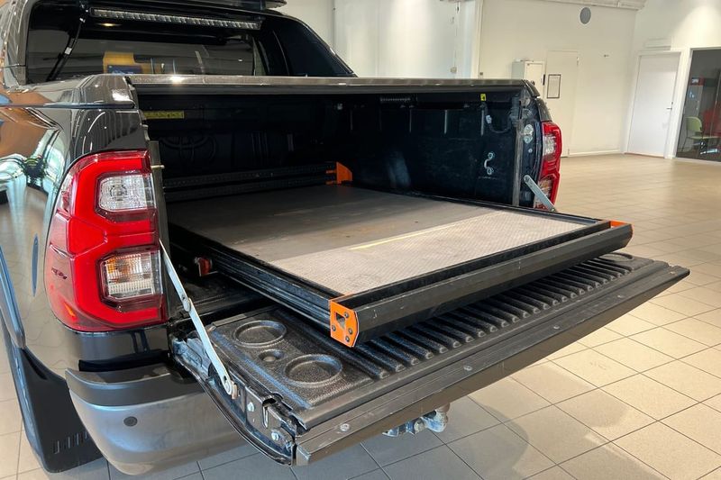 Toyota Hilux bild 8