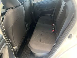 Toyota Yaris bild 7