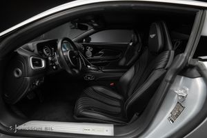 Aston Martin DB11 bild 15