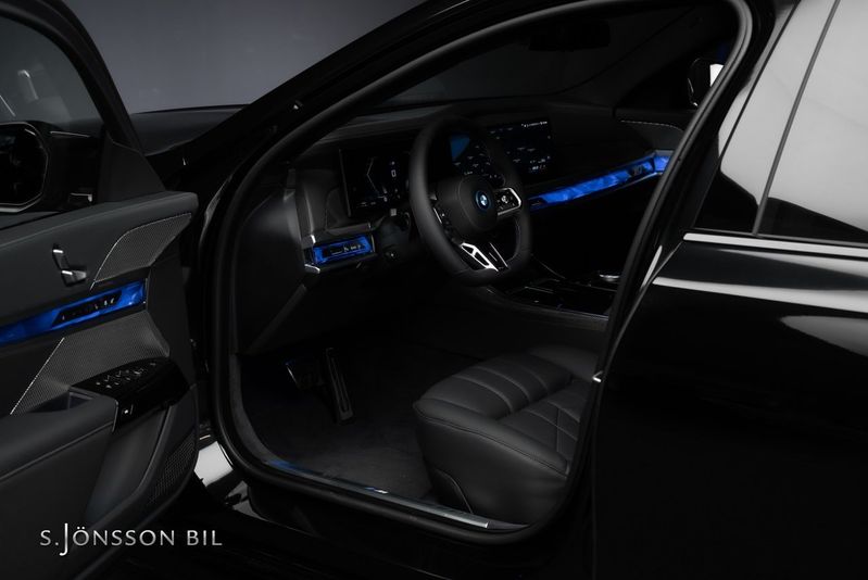BMW M760 bild 13