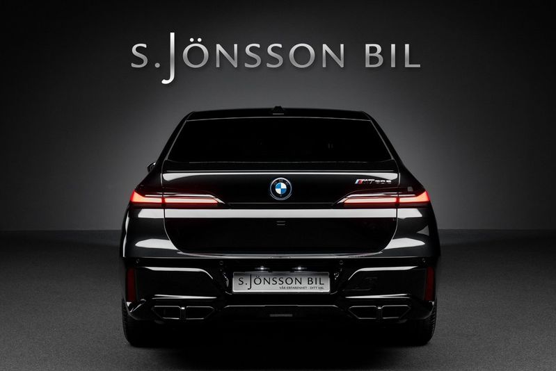 BMW M760 bild 6