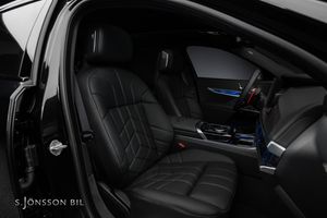 BMW M760 bild 19