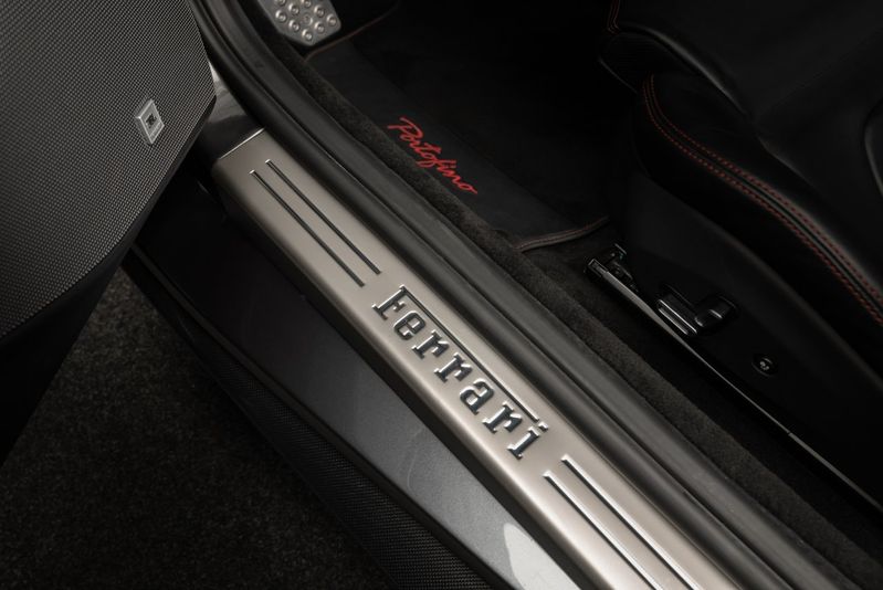 Ferrari Portofino bild 13