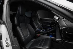 Porsche Taycan bild 16