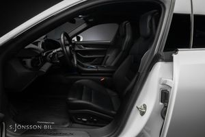Porsche Taycan bild 11