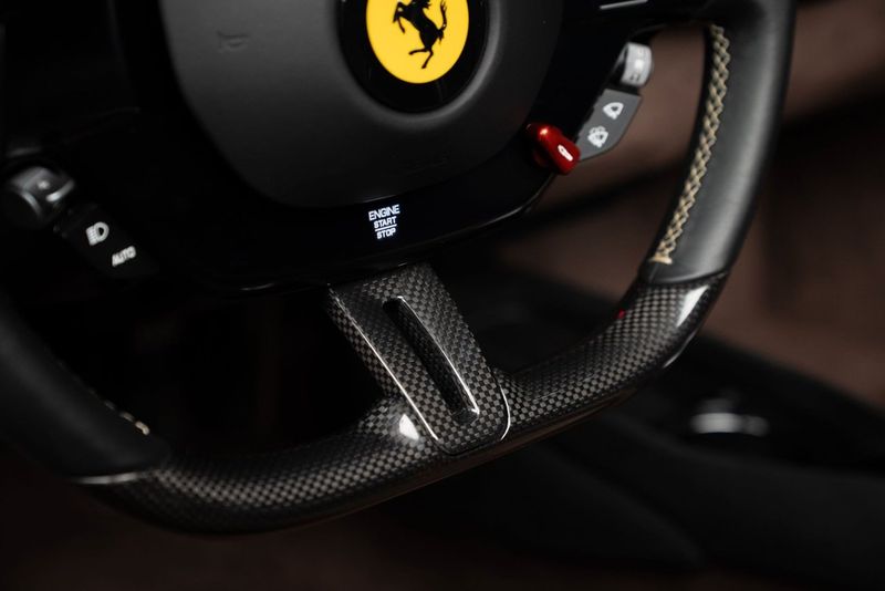 Ferrari 296 bild 17