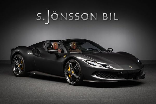 Ferrari 296 GTS / Grigio Silverstone / Ciccolato - 2023