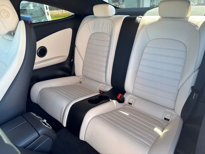 Mercedes C300 bild 6