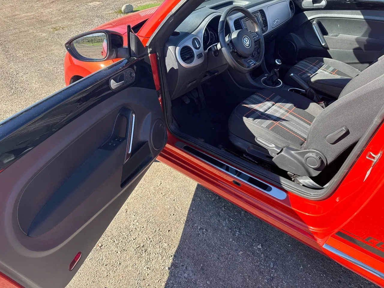 Vehicle image 20