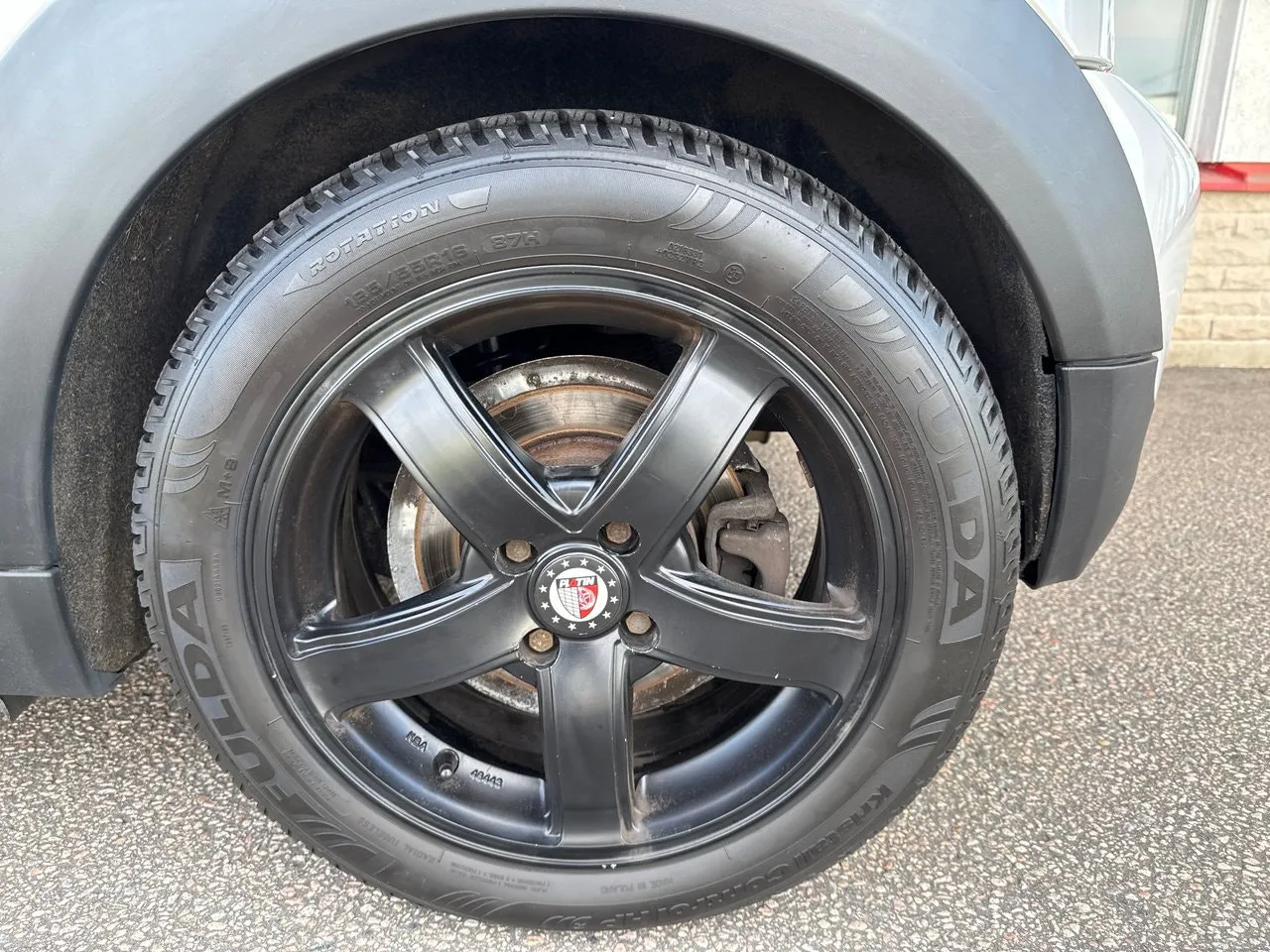 Vehicle image 22