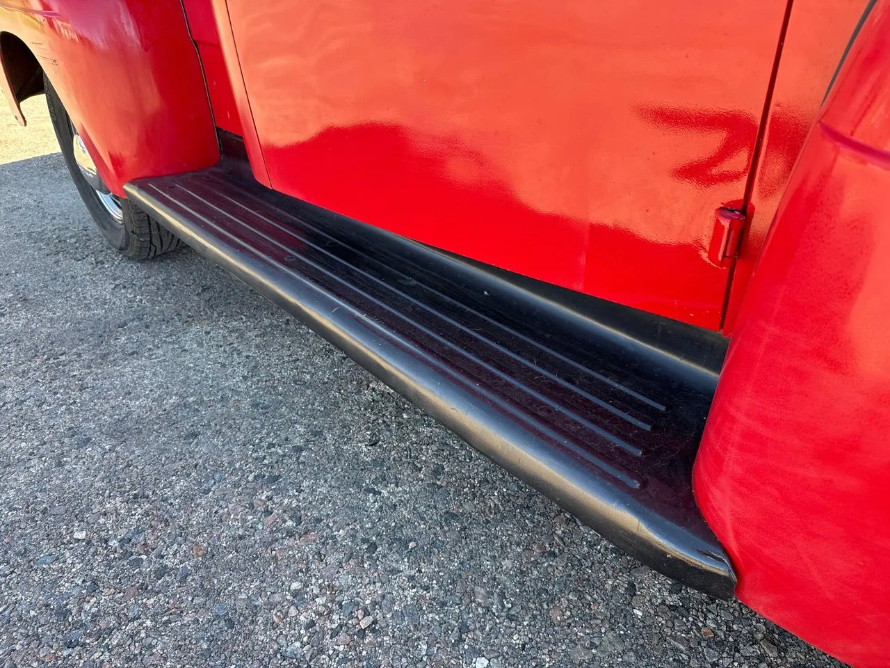 Vehicle image 33