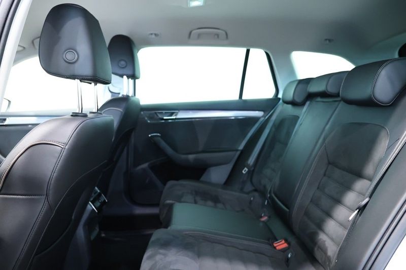 Skoda Superb bild 10