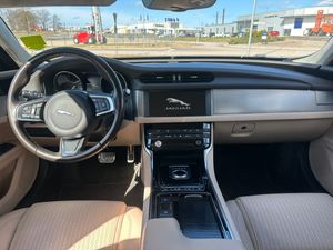 Jaguar XF bild 5