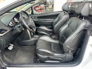 Peugeot 207 bild 12