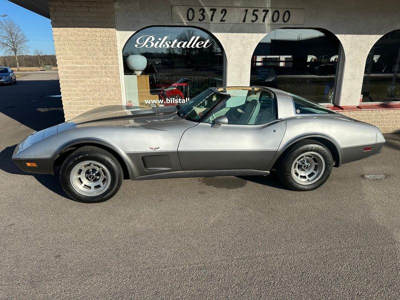 Chevrolet Corvette bild 2