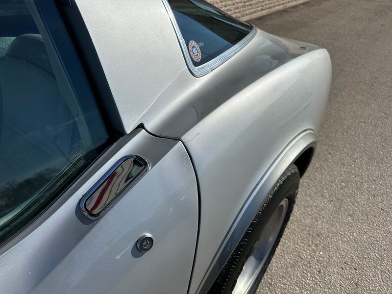 Chevrolet Corvette bild 12