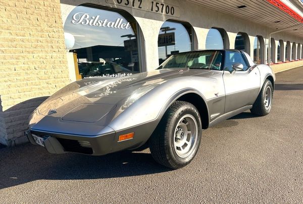 Chevrolet Corvette Stingray L-82 Targa 5.7 V8 Anniversary 1978 - 1975