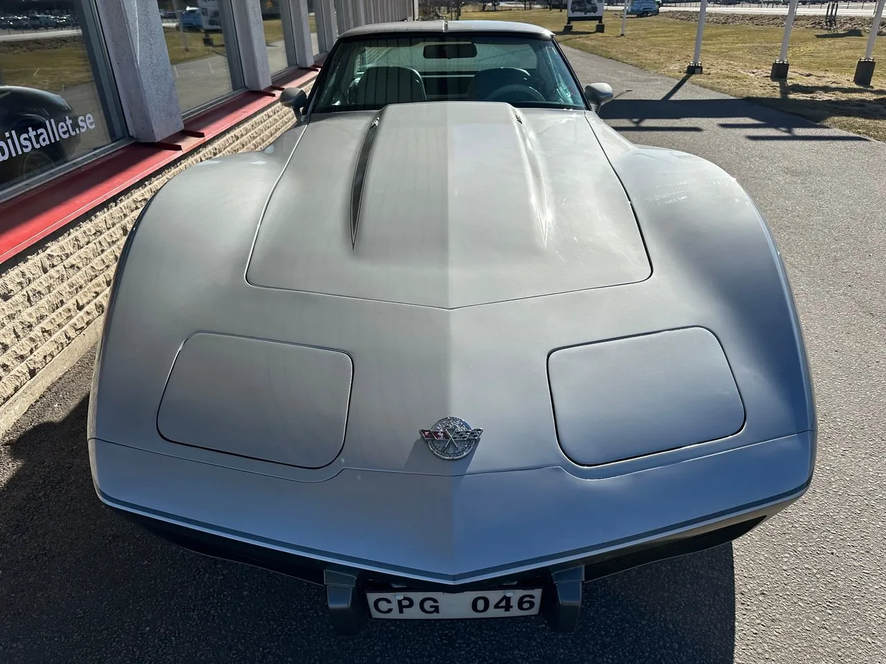 Vehicle image 7