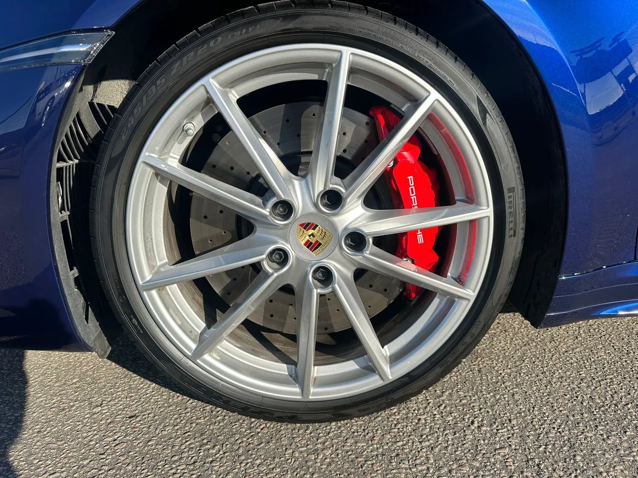 Vehicle image 24