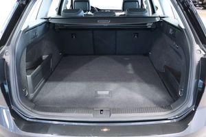 Volkswagen Passat bild 7