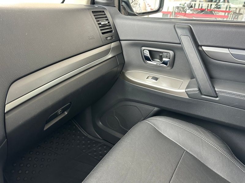 Mitsubishi Pajero bild 25