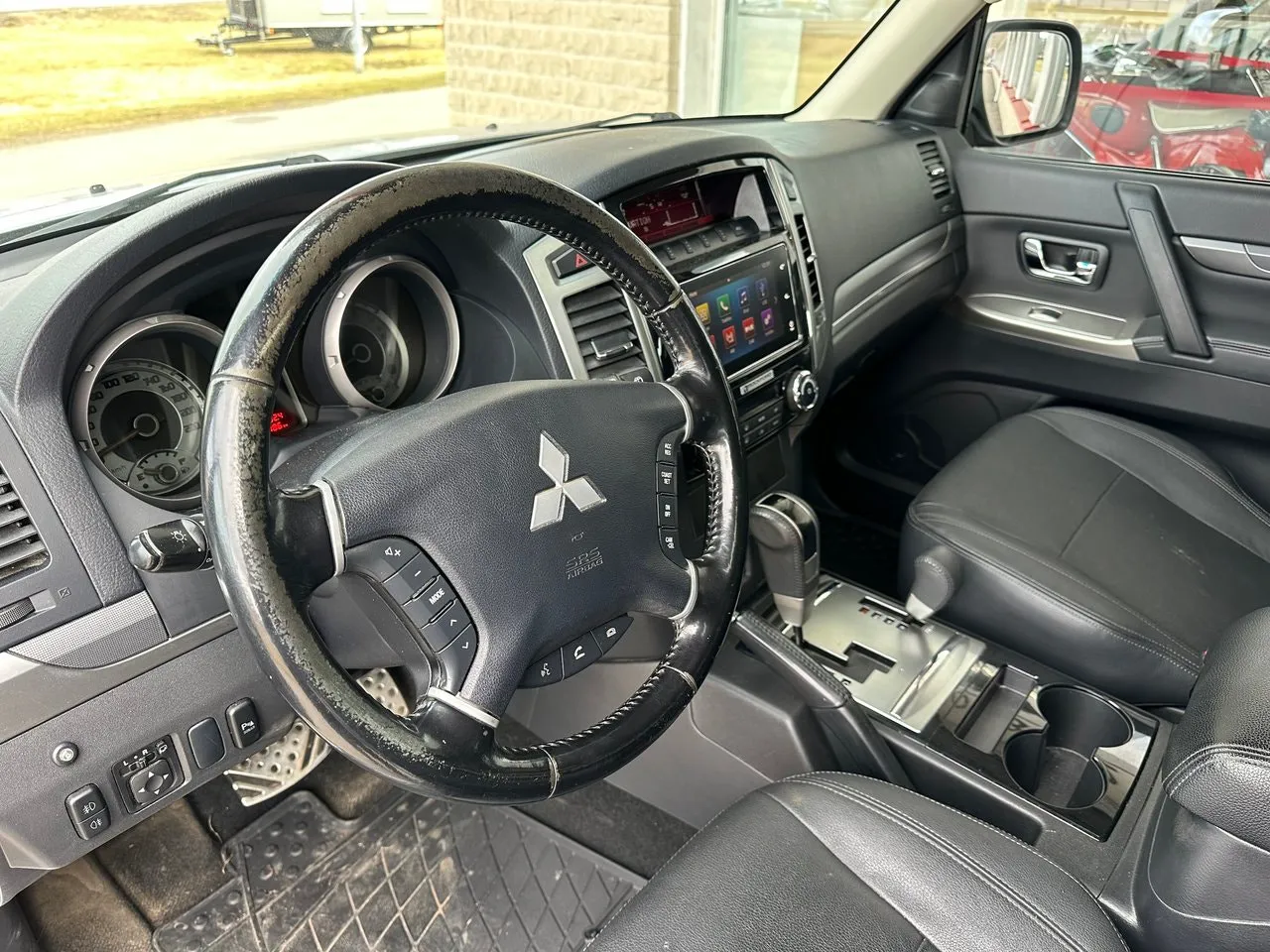 Vehicle image 25