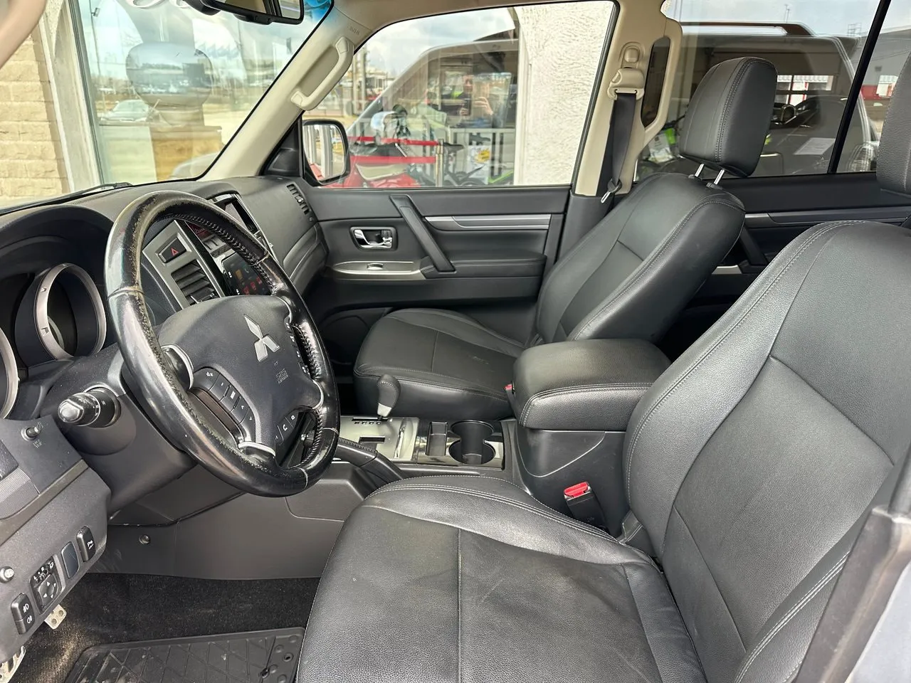 Vehicle image 31