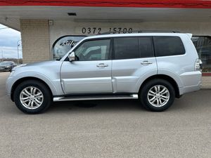 Mitsubishi Pajero bild 2