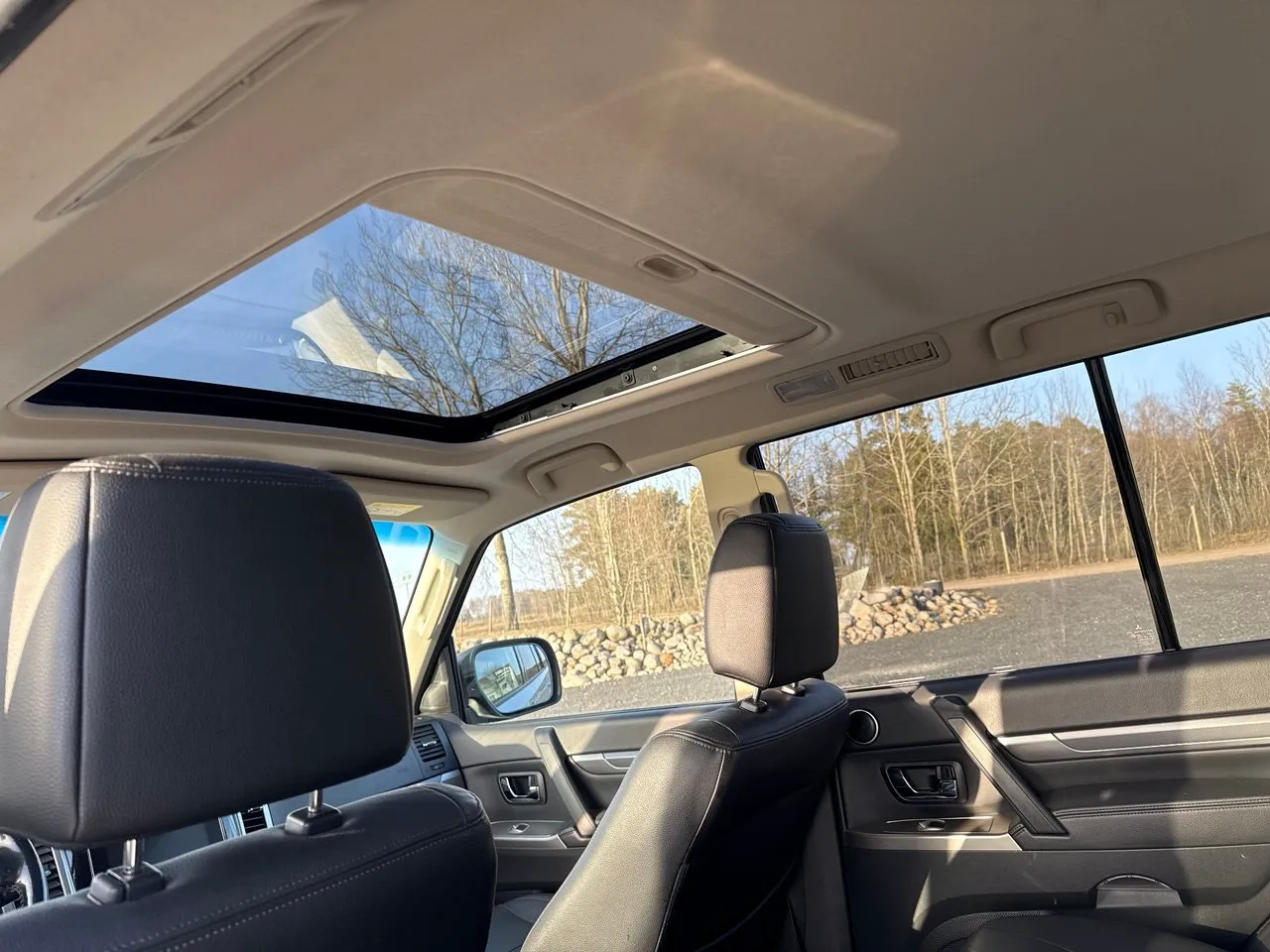 Vehicle image 21