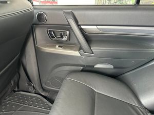 Mitsubishi Pajero bild 31