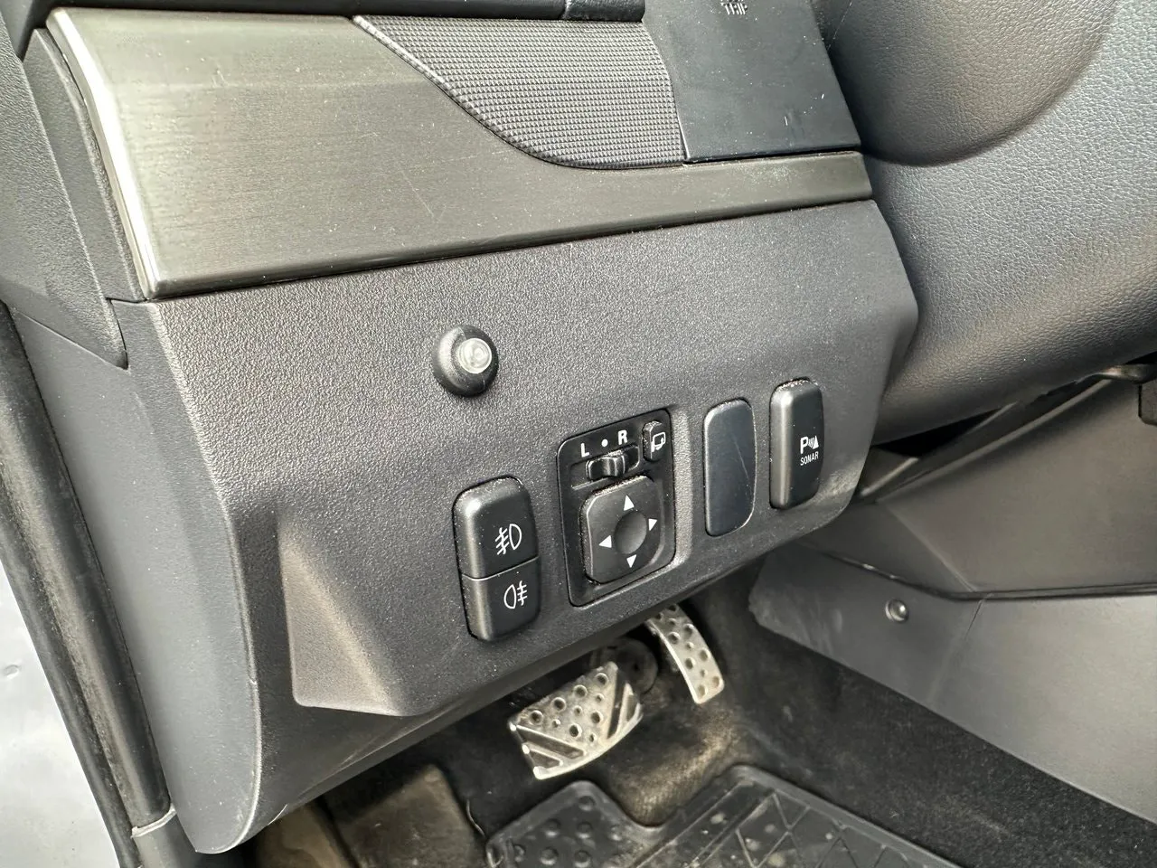 Vehicle image 18