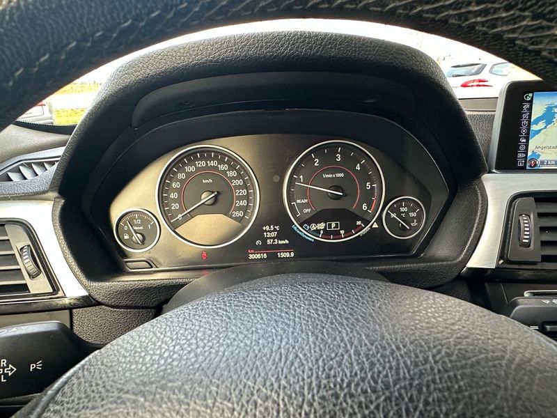 BMW 320 bild 10