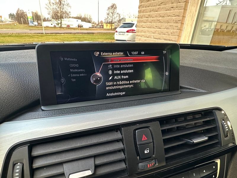 BMW 320 bild 14