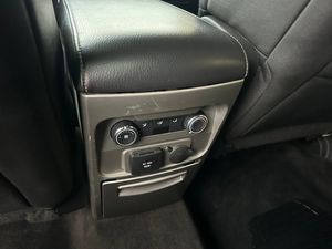 Ford Flex bild 12