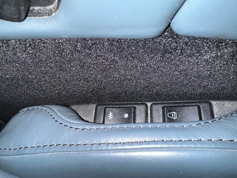 Aston Martin DB9 bild 18
