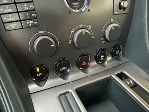 Aston Martin DB9 bild 16