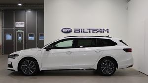 Skoda Superb bild 2