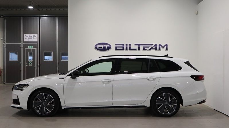 Skoda Superb bild 2