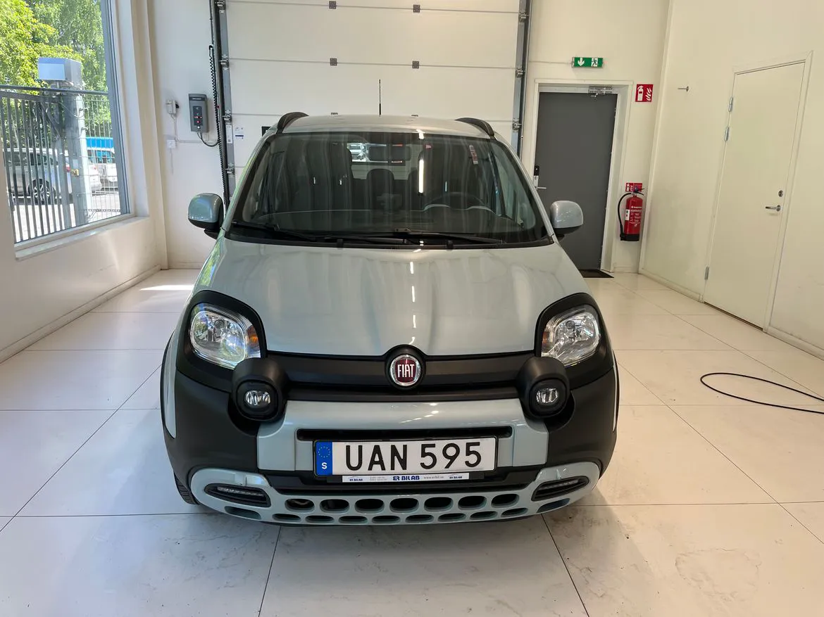 Vehicle image 1