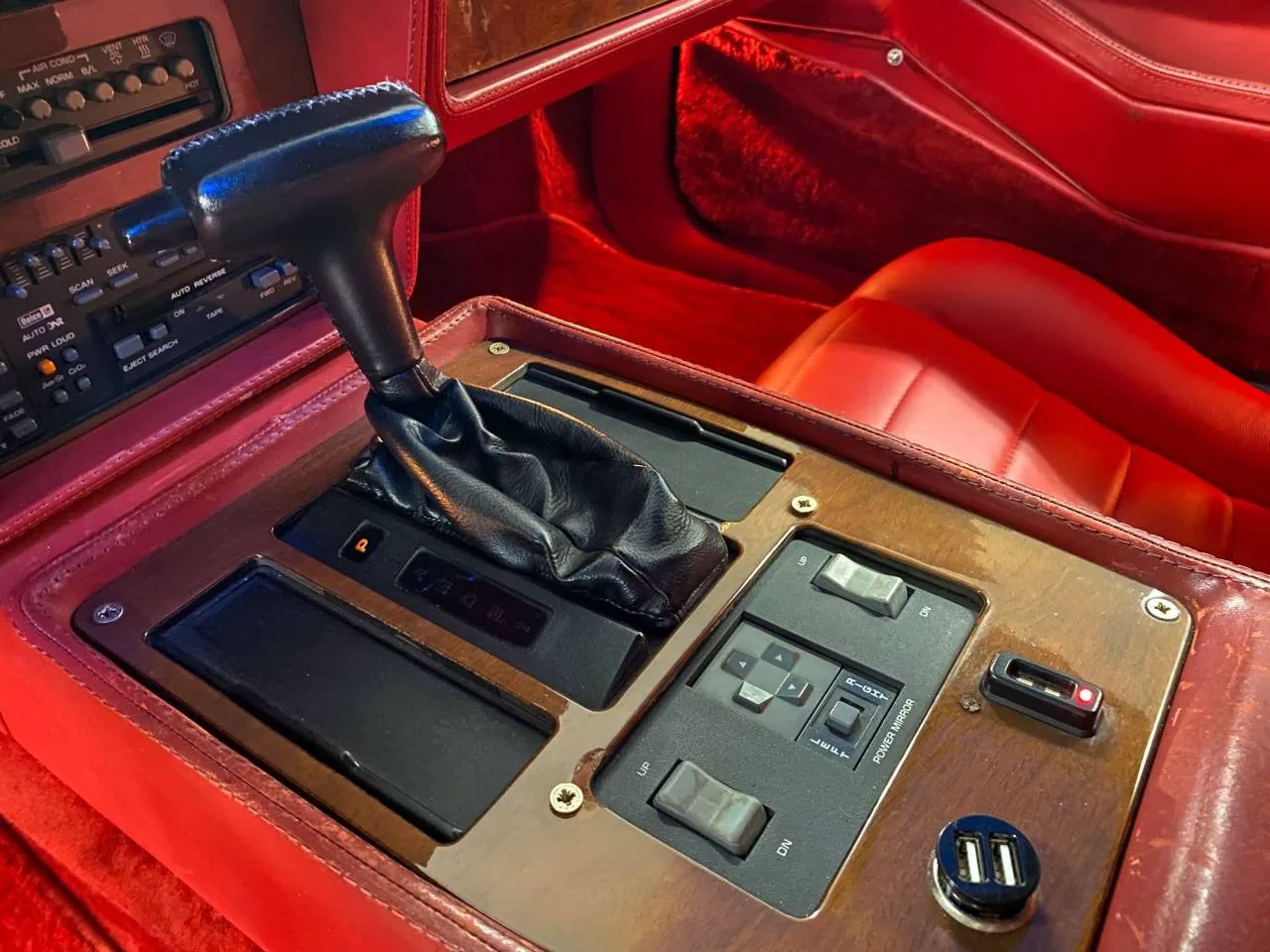 Vehicle image 18