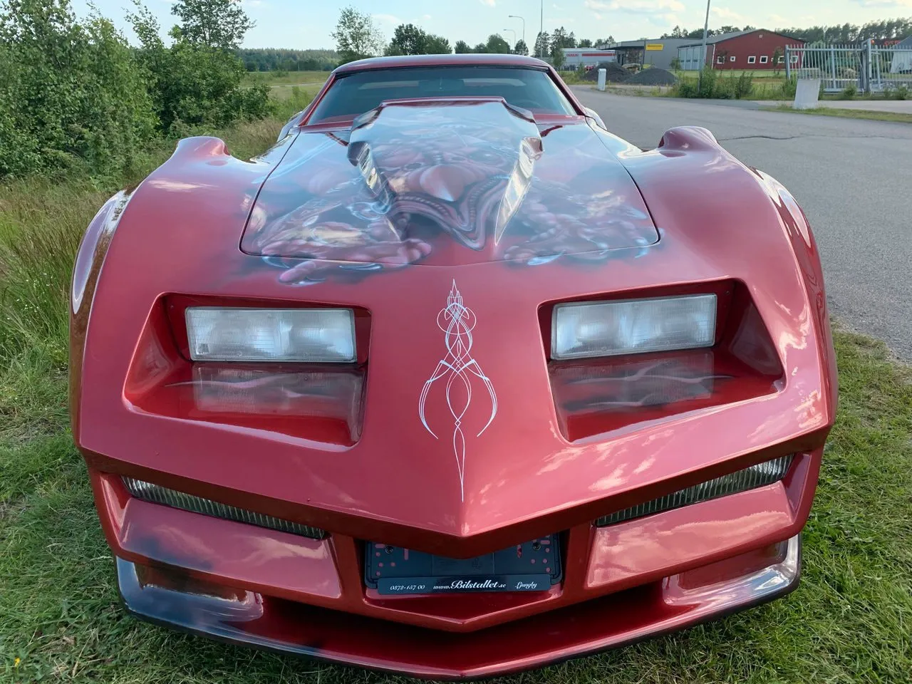 Vehicle image 12