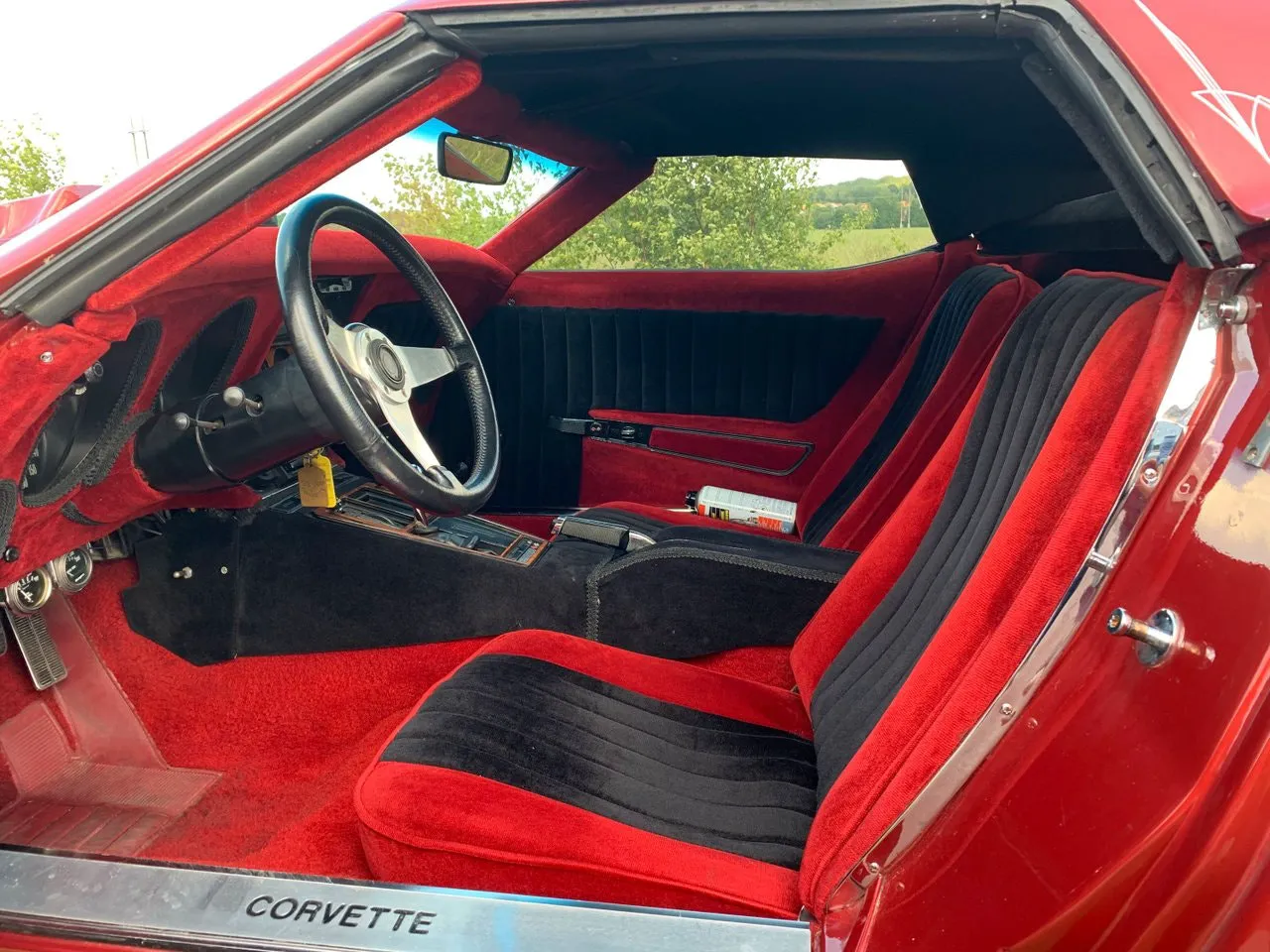 Vehicle image 6