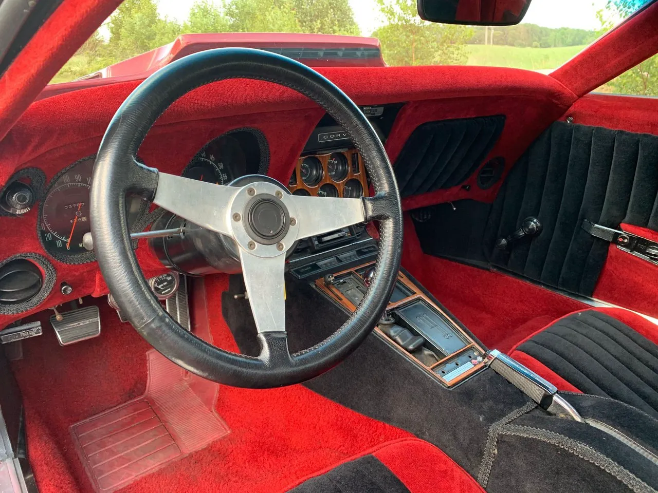 Vehicle image 8